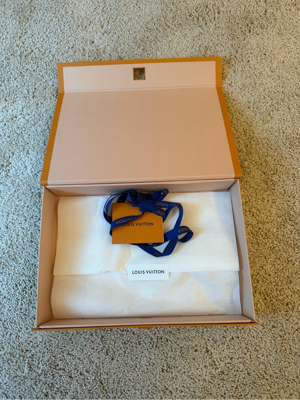 Louis Vuitton Orange Box with Black Logo - Picture 2 of 2